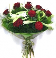 Stephanie - Composition: rose red,Lily longiflorum,ornamental foliage,packing.