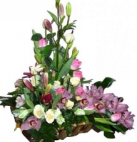 Sacramento - Composition: rose pink,Lily Rose,orchid,ornamental foliage,Rose White,basket.
