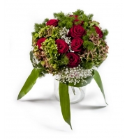  - Composition: Hydrangea green,rose red,white gypsophila,ornamental foliage,packing.