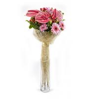 Generosity - Composition: Anthurium,gerbera ,�ustoma .