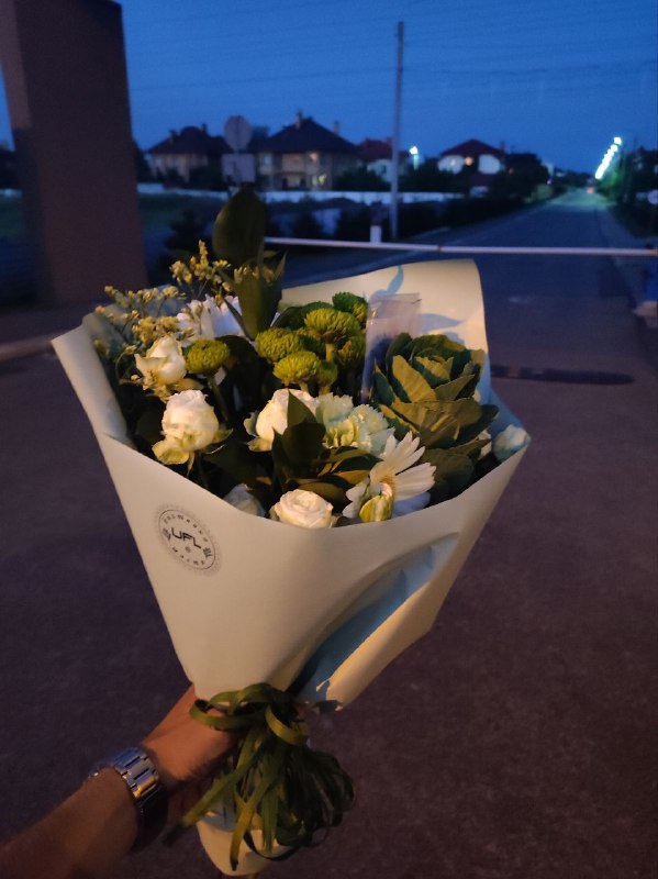 Send Flowers Kiev 《Flower delivery to Kiev》 UAFlowers