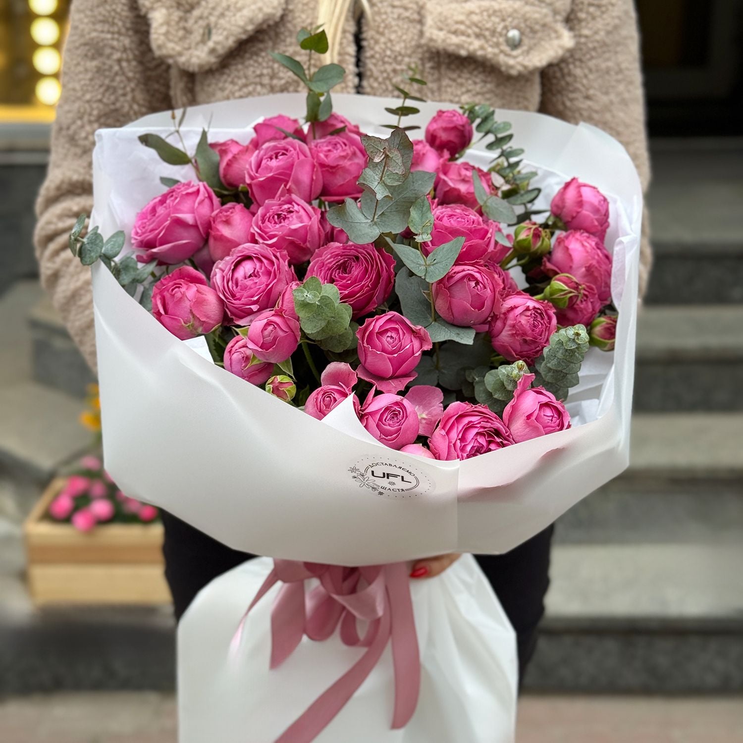 Bouquet 15 pink peony roses