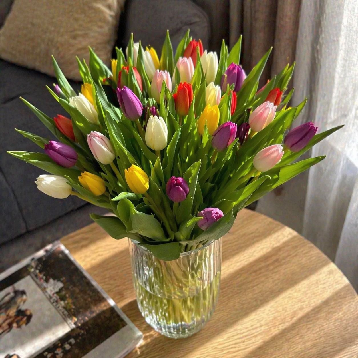 Bouquet 25 tulips mixed 