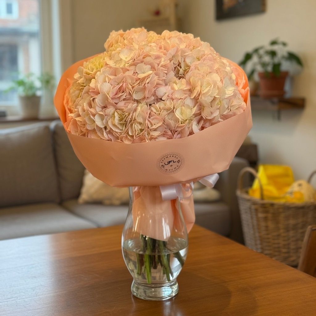 Bouquet Bouquet of pink hydrangeas 7pcs