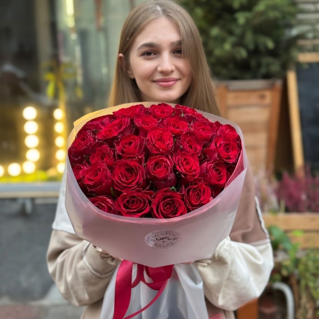 Bouquet  25 red roses Kenia