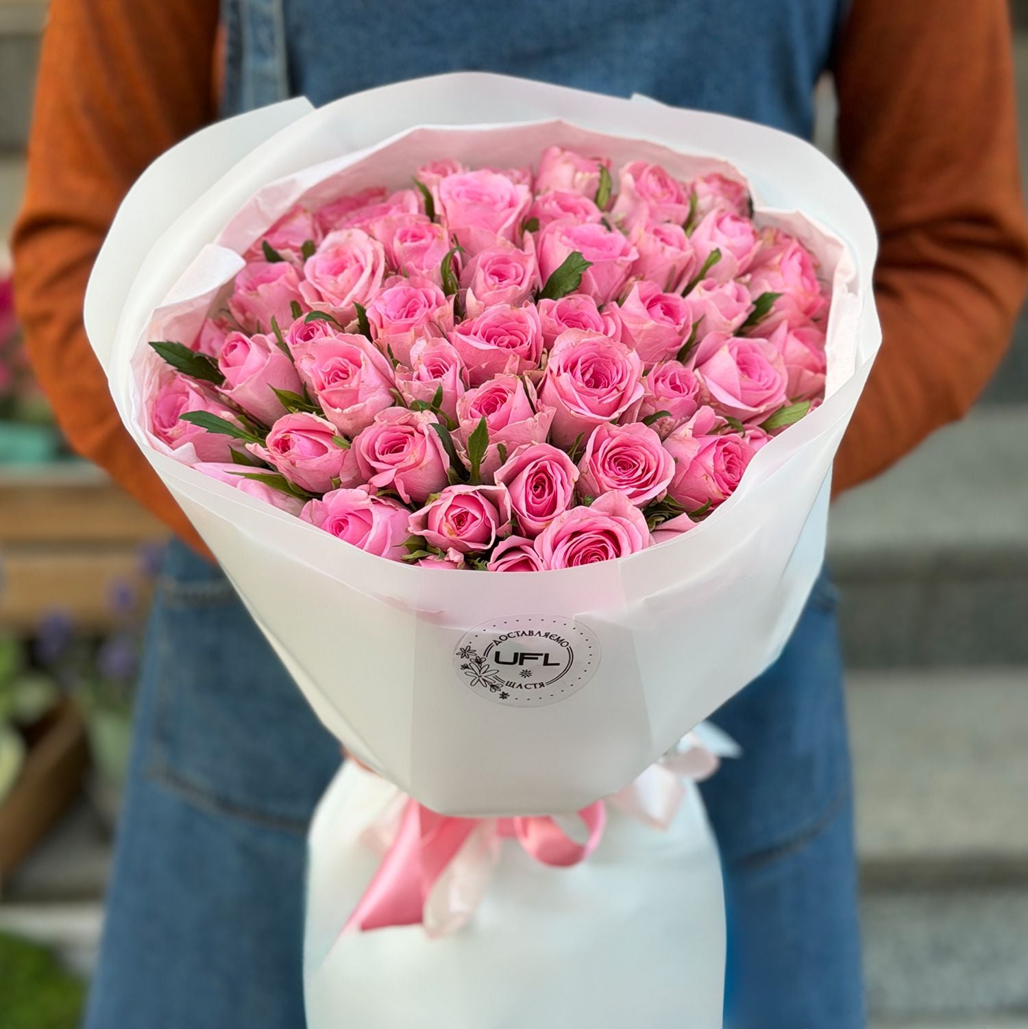 Bouquet 51 pink roses Kenia