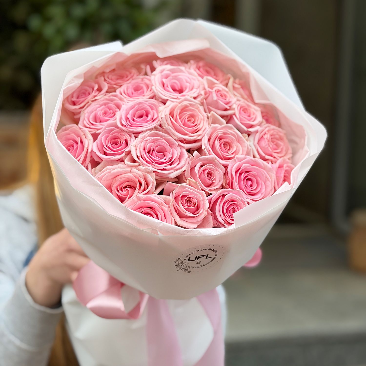 Bouquet 25 pink roses Kenia