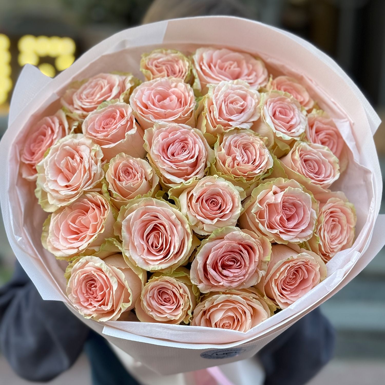 Bouquet 25 roses Doris Day