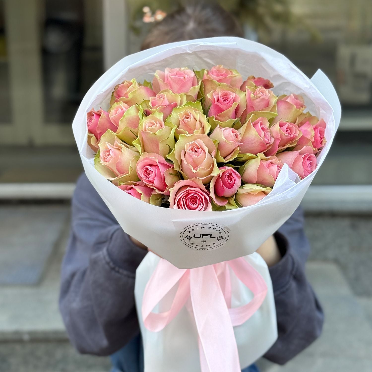 Bouquet 25 pink roses Kenia