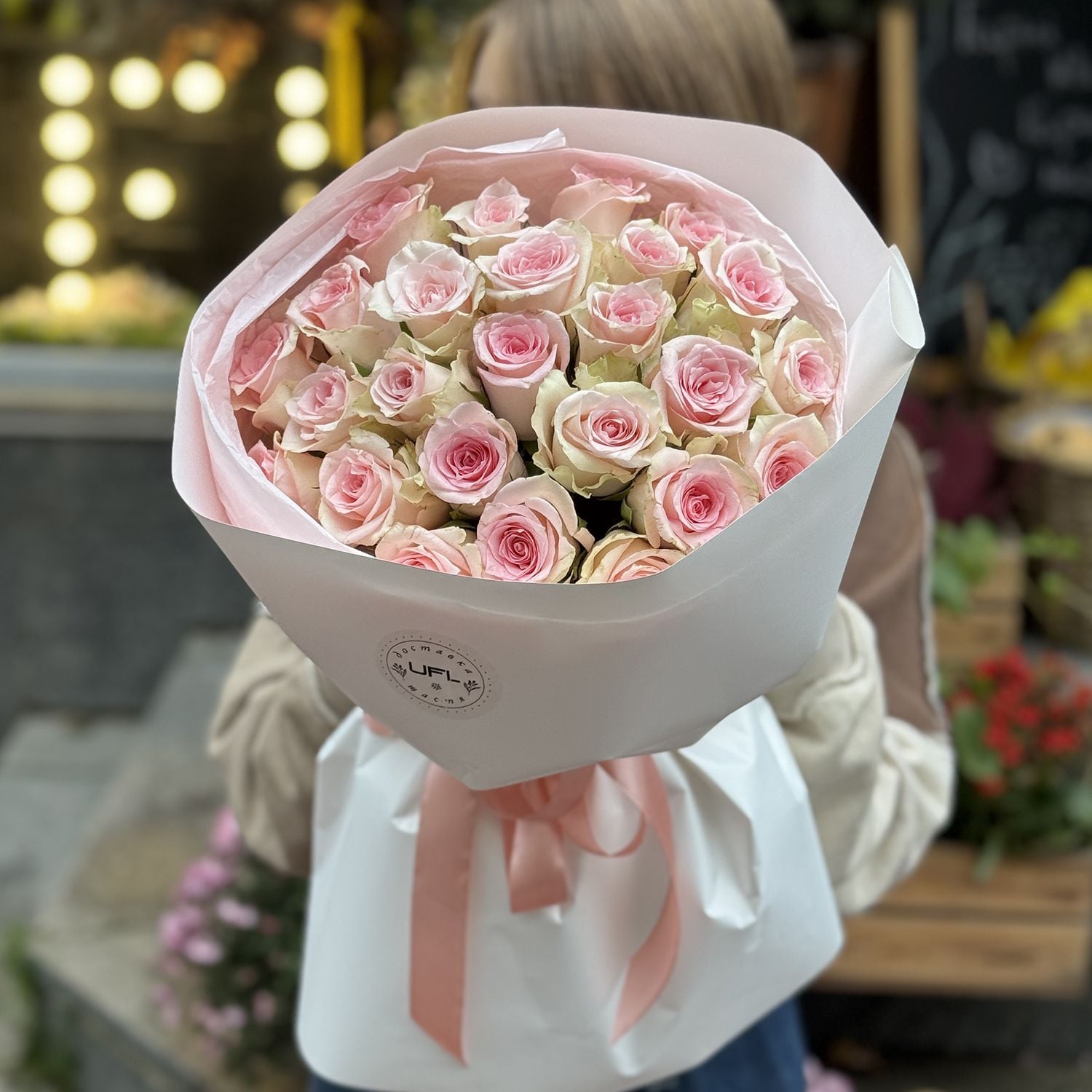 Bouquet 25 pink roses Kenia