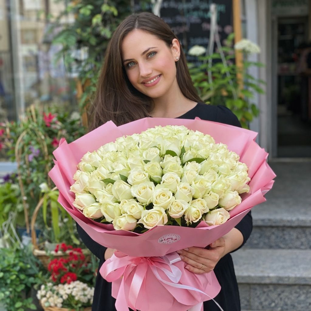 Order the bouquet in our online shop. Delivery!