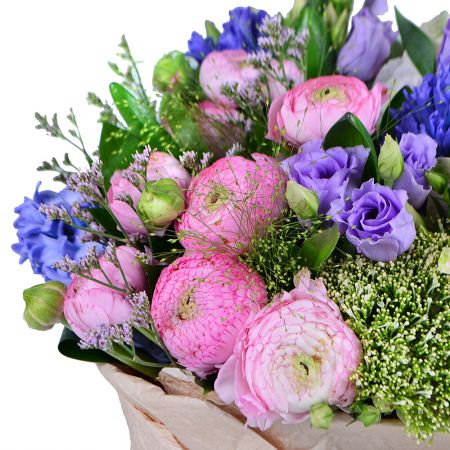 Bright spring bouquet 'Sweet kiss' with delivery in any city