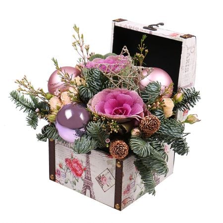 Buy soulful arrangement New Year Chest with delivery