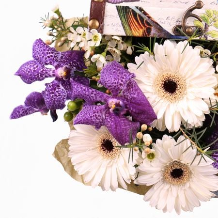 Buy the marvelous flower composition | UFL