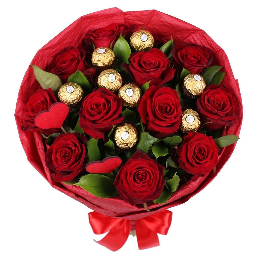 Ferrero Rocher candies (8 pcs.), decorative heart, ruscus, rose (11 pcs.), packaging, ribbon