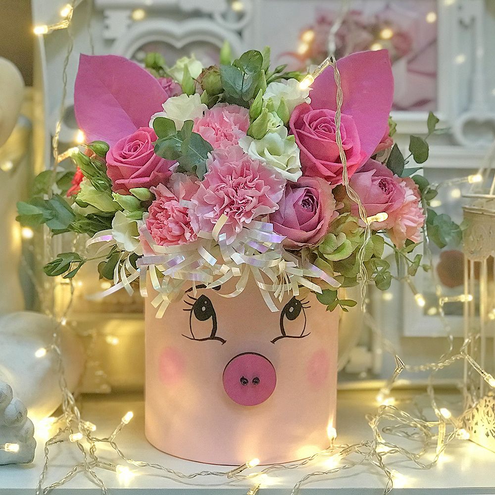 Bouquet Flower little pig