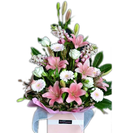 Bouquet New Baby Girl Gift Box