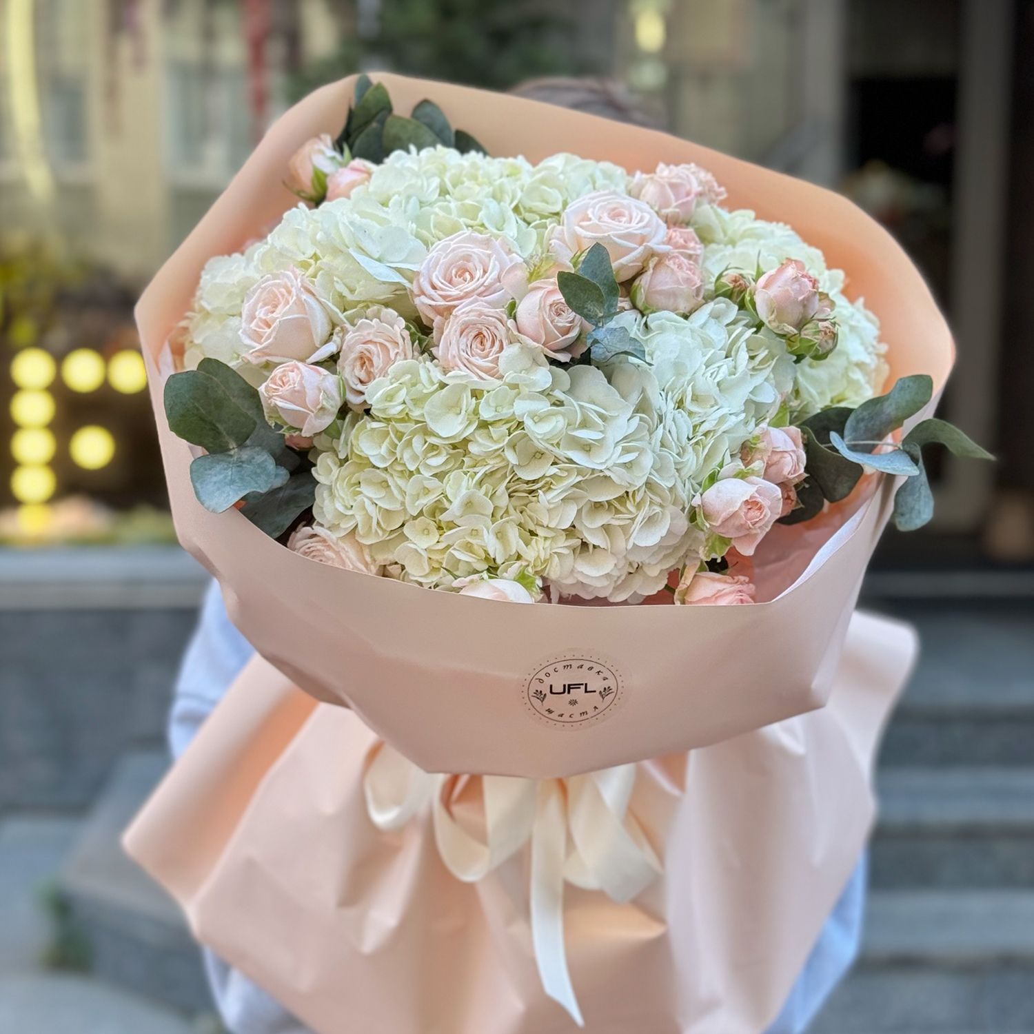 Bouquet Tender bouquet of hydrangea and roses