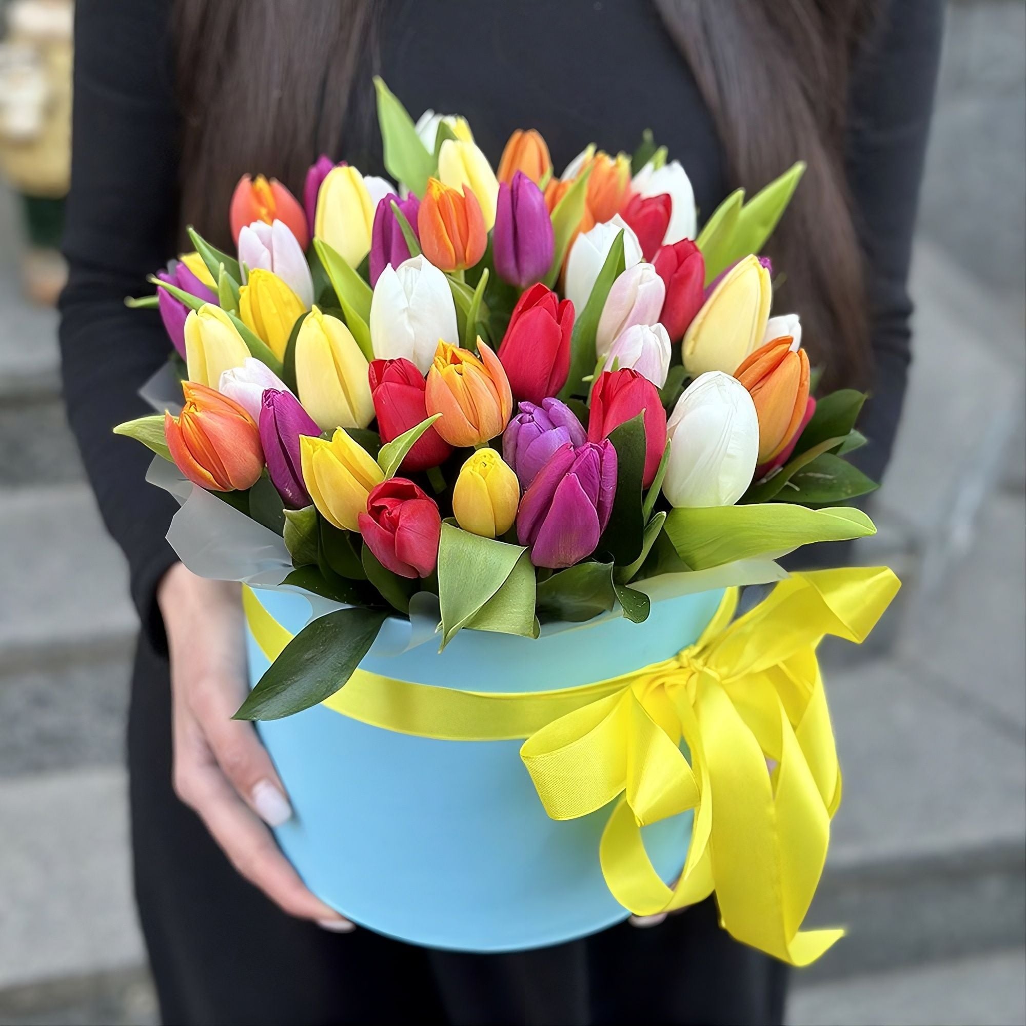 Bouquet Send spring Tulips in a box 45pcs