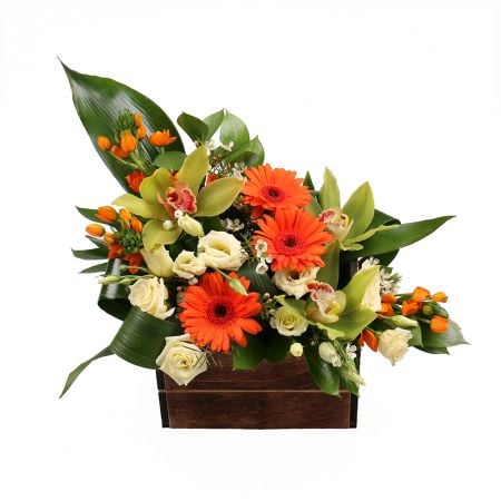 Gift the bouquet to your sweetheart!