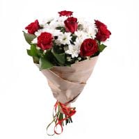 white spray chrysanthemum, red rose (7 pcs.), packaging, ribbon